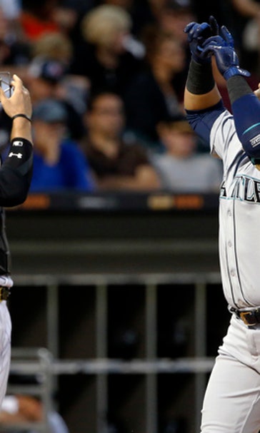 Cruz homers as Mariners edge White Sox 4-3 (Jul 15, 2017)